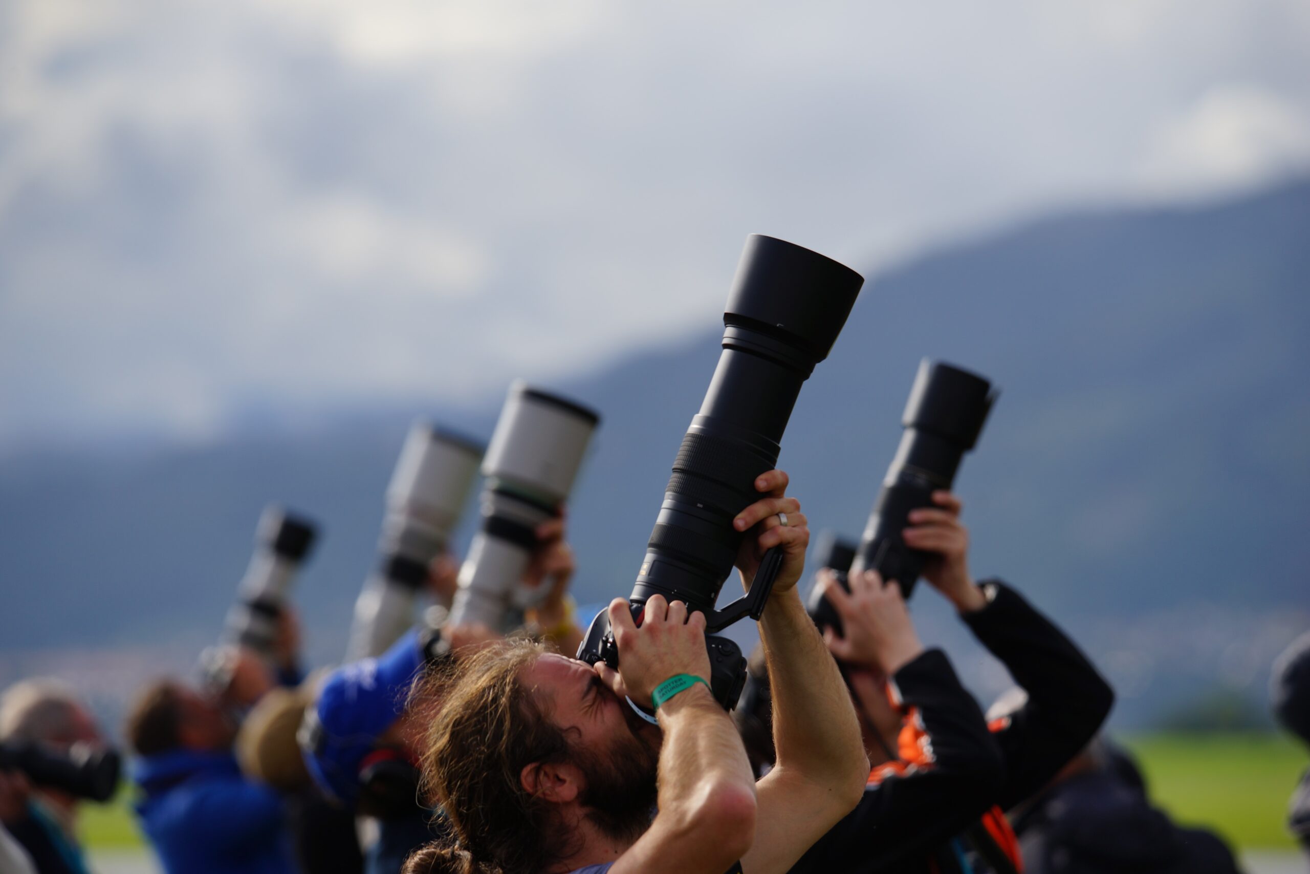 Best Video Camera for Plane Spotting